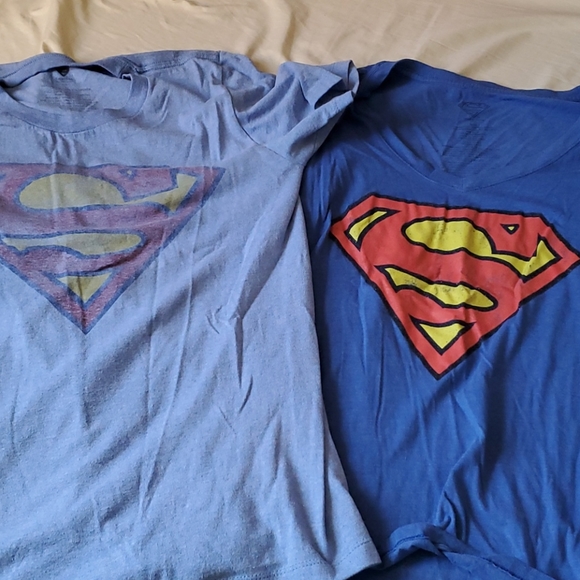 Two Superman T-Shirt - Picture 1 of 5